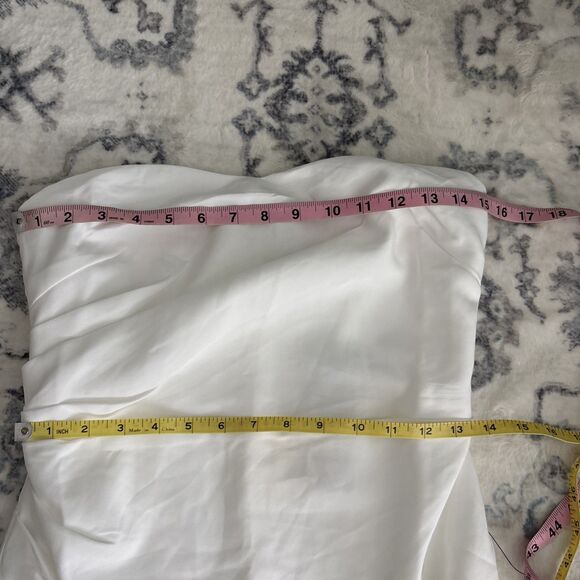 Lulus Festive Occasion White Ruched Strapless Bodycon Mini Dress Size Medium NWT - Picture 6 of 9